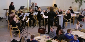 Godøy Brass ved julemessa 2017